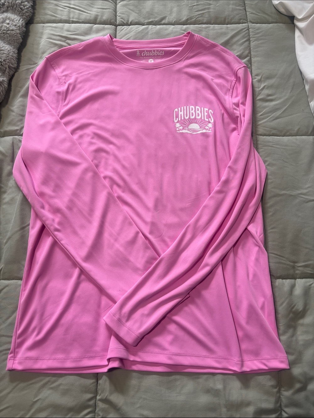 chubbies Long Sleeve Performance Tee in Bright Pink